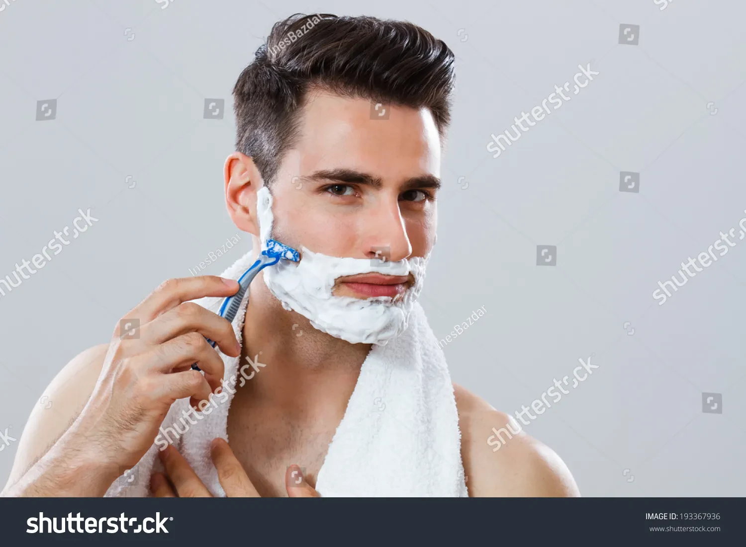 Man shaving beard 2024