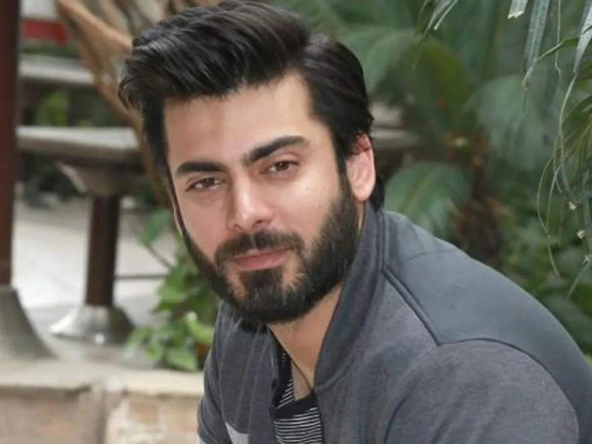 img/1707_fawad-khans-beard-styles-a-comprehensive-guide.webp