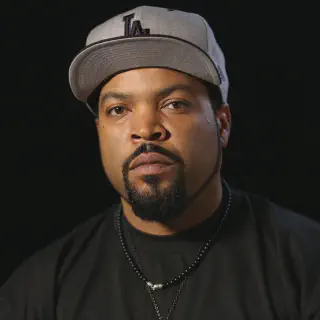 img/1753_ice-cube-beard-a-cool-guide-to-this-trendy-style.webp