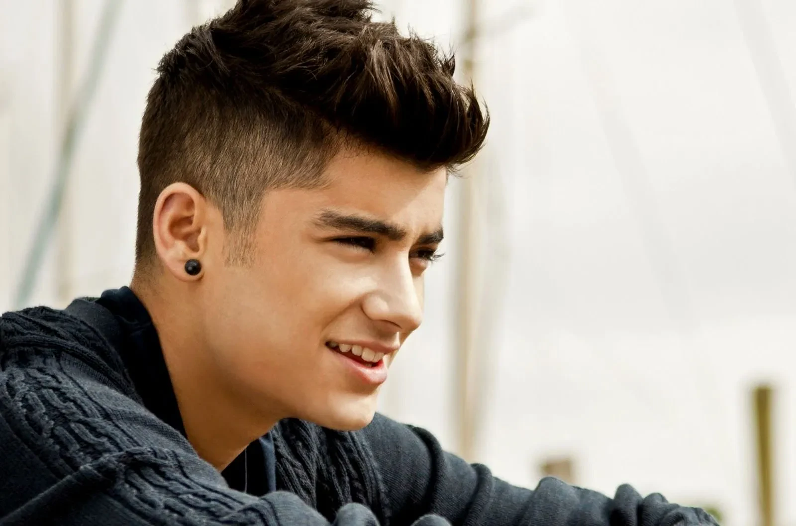 Modern Indian Men’s Hairstyle