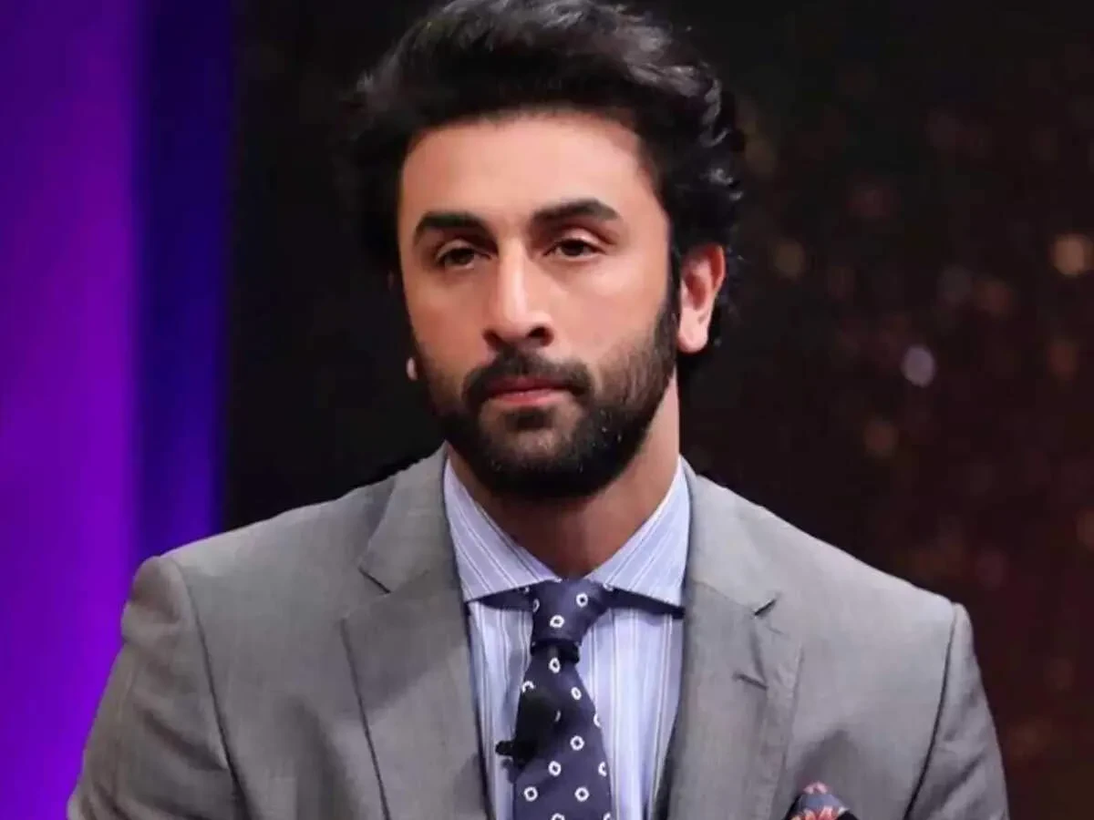 img/1797_ranbir-kapoors-french-beard-style-a-comprehensive-guide.webp