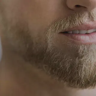 img/1802_finding-the-perfect-beard-style-for-thin-hair.webp